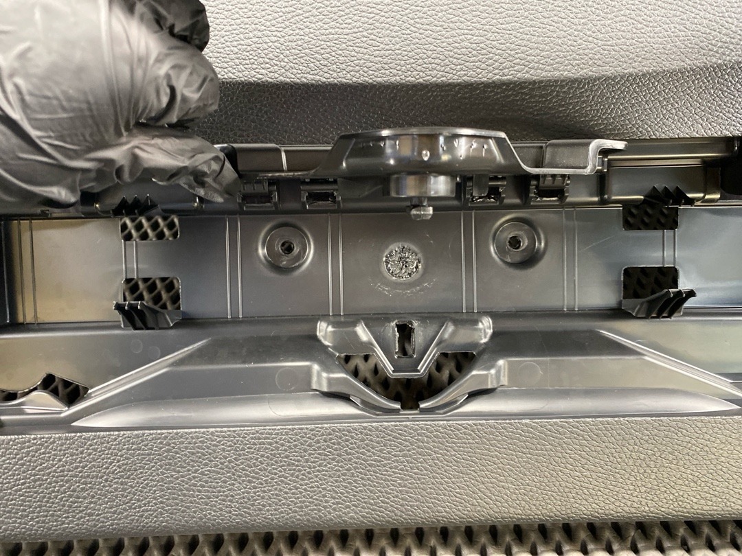 Обшивка крышки багажника, 1880 рублей, Красноярск