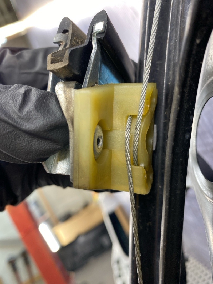 Стеклоподъемник, 2860 рублей, Красноярск