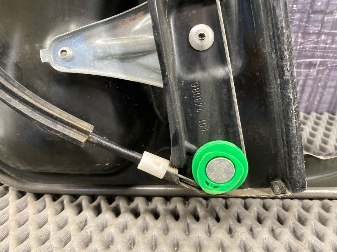 Стеклоподъемник, 2860 рублей, Красноярск