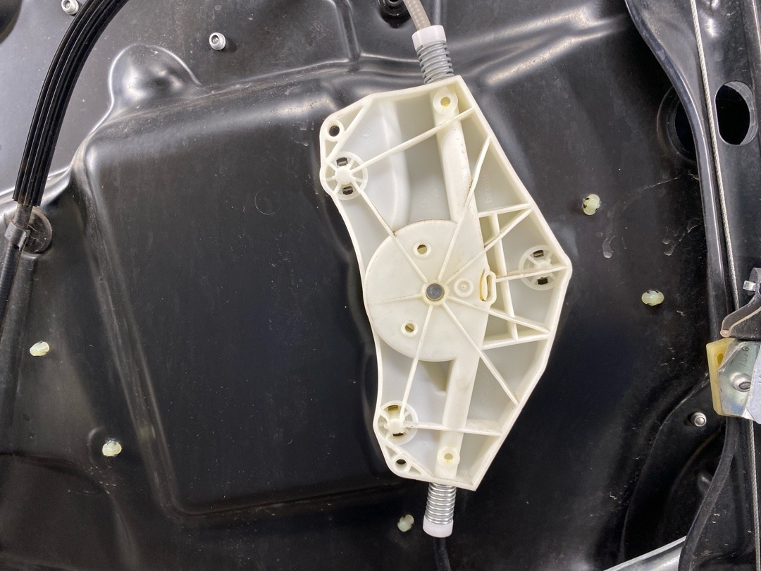 Стеклоподъемник, 2860 рублей, Красноярск