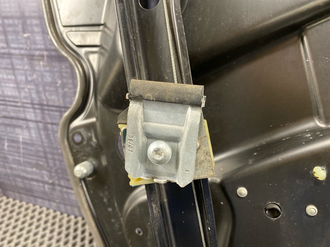 Стеклоподъемник, 2860 рублей, Красноярск