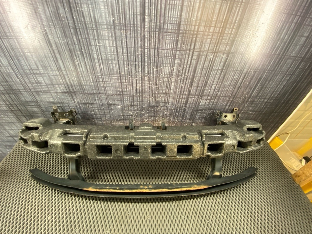 Усилитель бампера, 5860 рублей, Красноярск