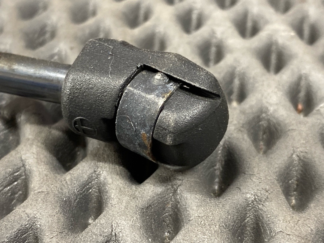 Амортизатор капота, 1210 рублей, Красноярск