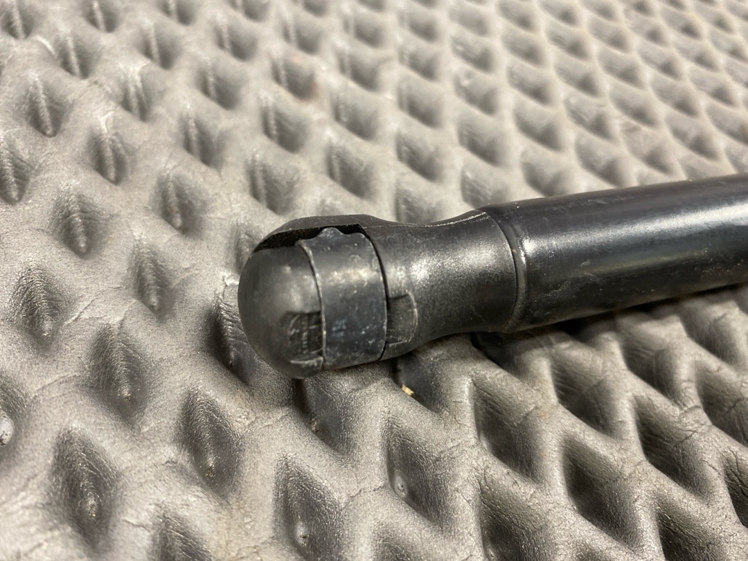 Амортизатор капота, 1210 рублей, Красноярск