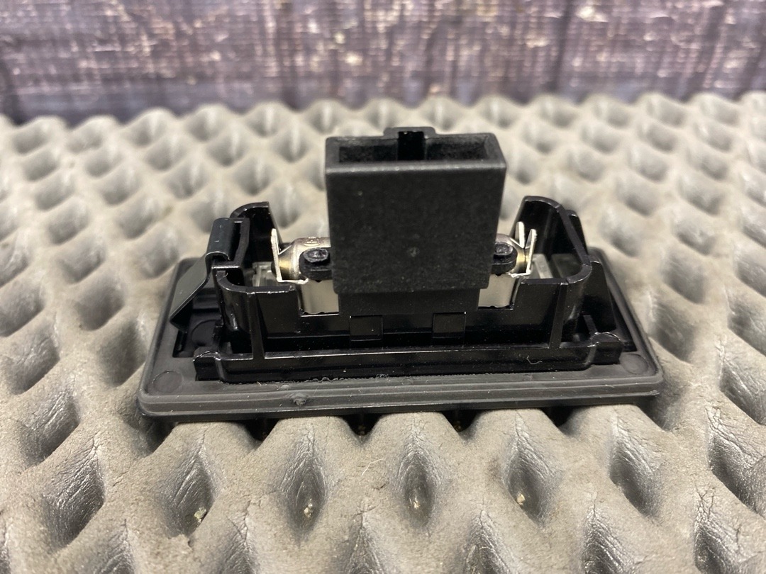 Плафон подсветки номера, 670 рублей, Красноярск