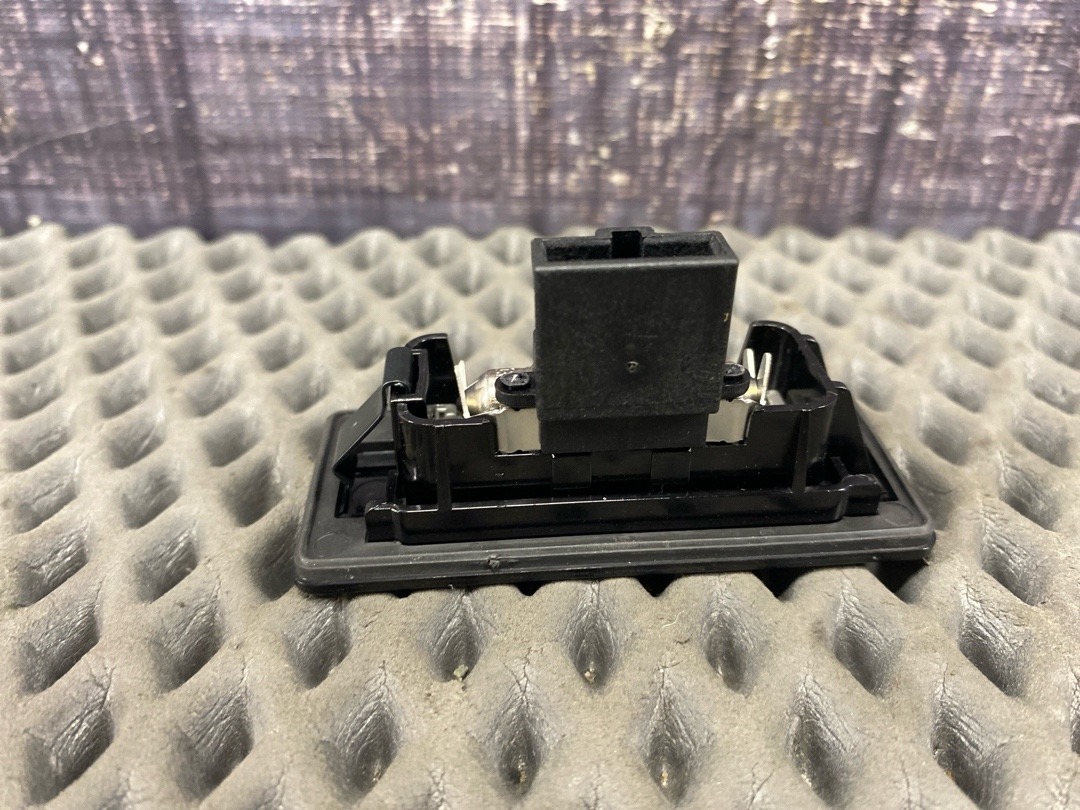 Плафон подсветки номера, 670 рублей, Красноярск