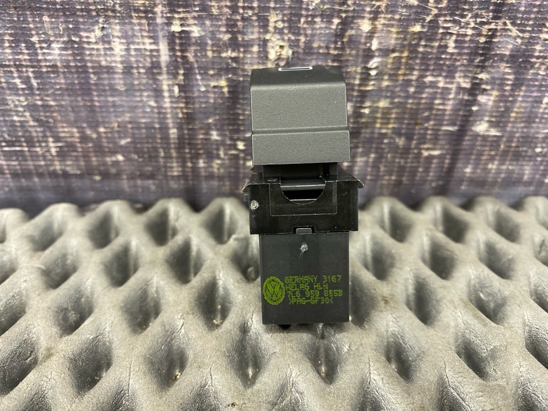 Кнопка стеклоподъемника, 730 рублей, Красноярск