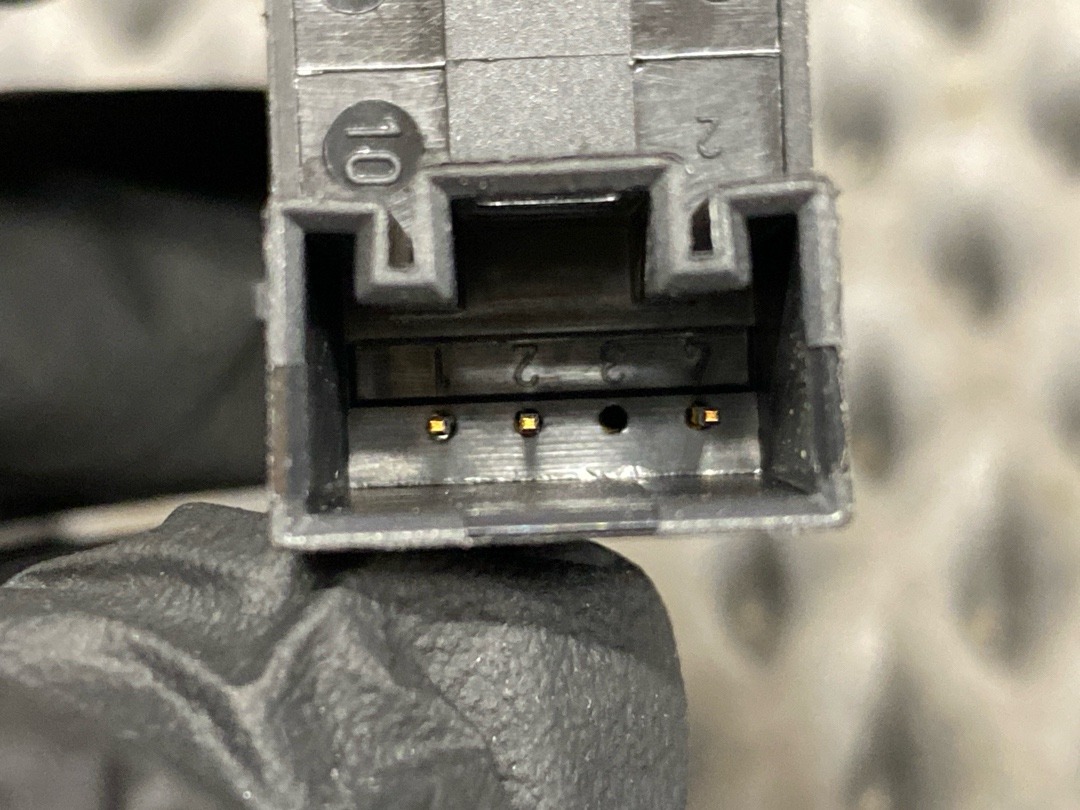 Кнопка стеклоподъемника, 730 рублей, Красноярск