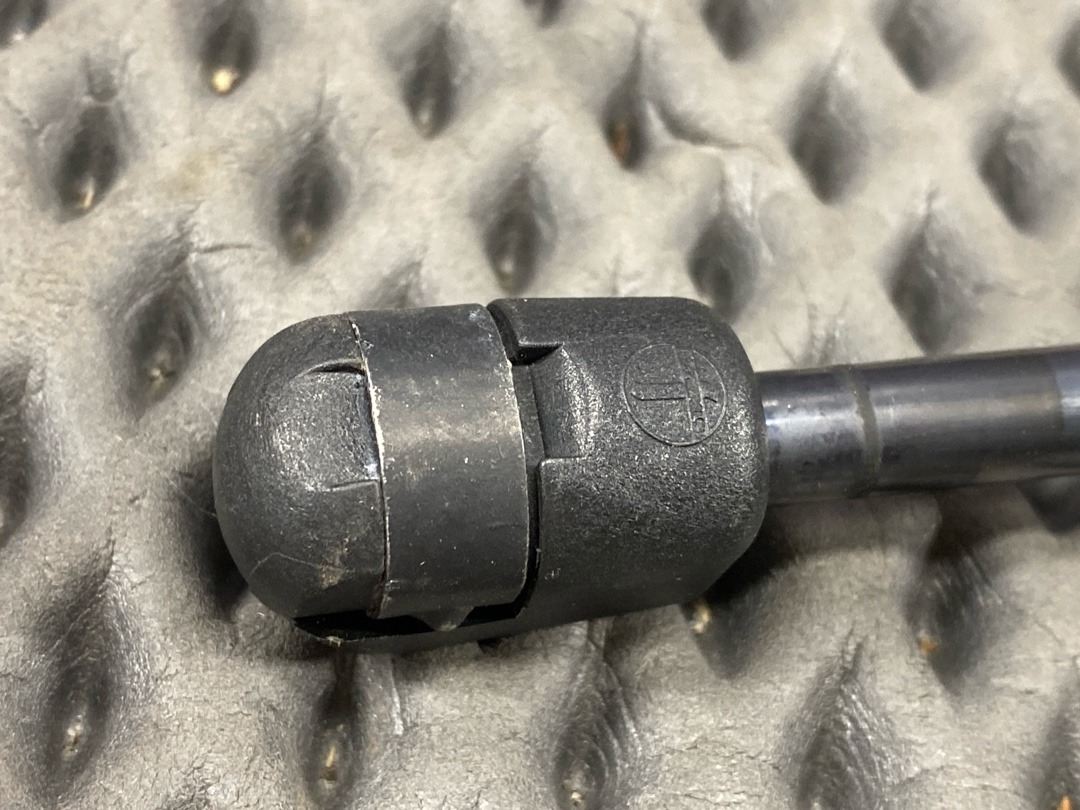 Амортизатор багажника, 880 рублей, Красноярск