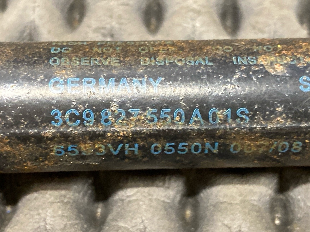 Амортизатор багажника, 880 рублей, Красноярск