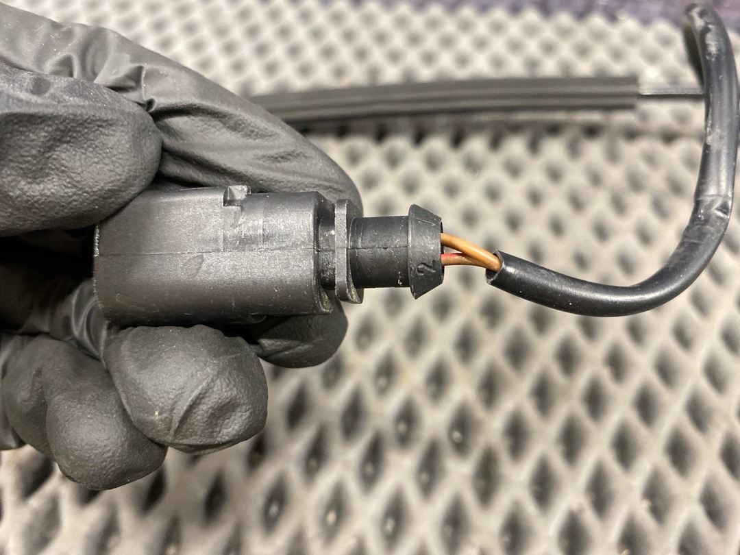 Замок капота, 1390 рублей, Красноярск