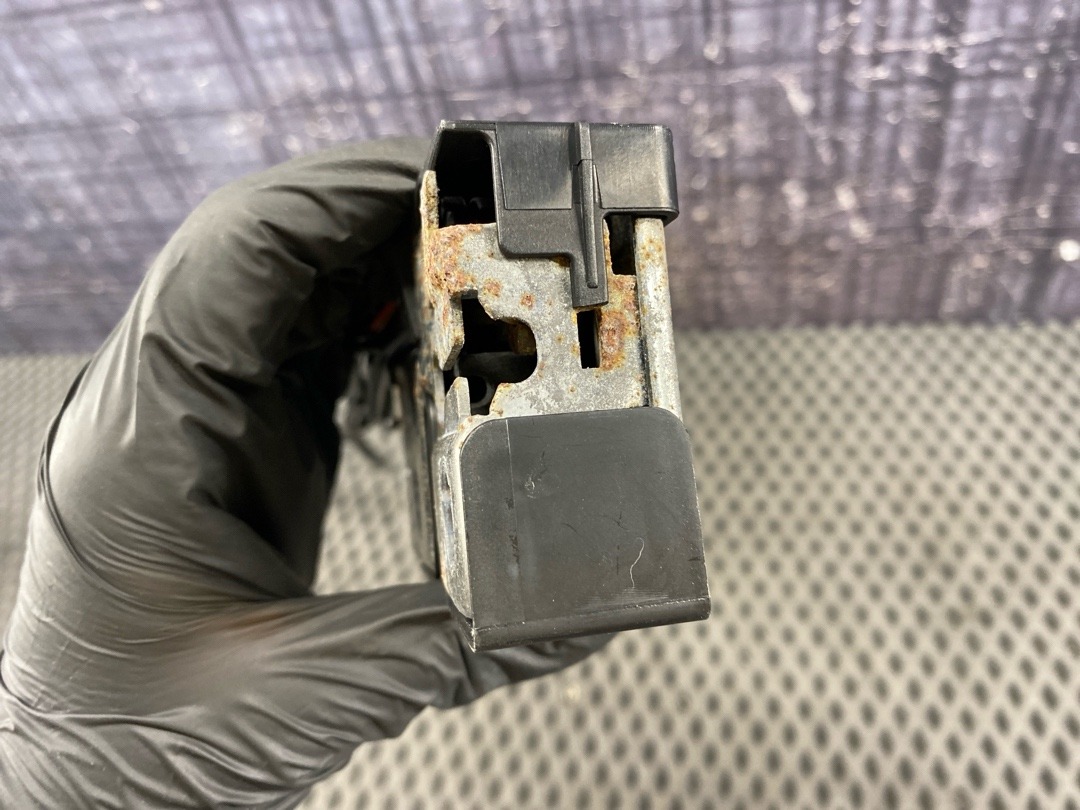 Замок капота, 1390 рублей, Красноярск