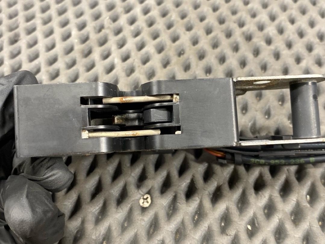 Замок капота, 1390 рублей, Красноярск