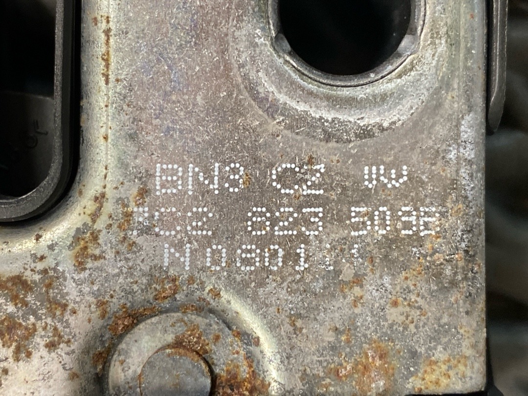 Замок капота, 1390 рублей, Красноярск