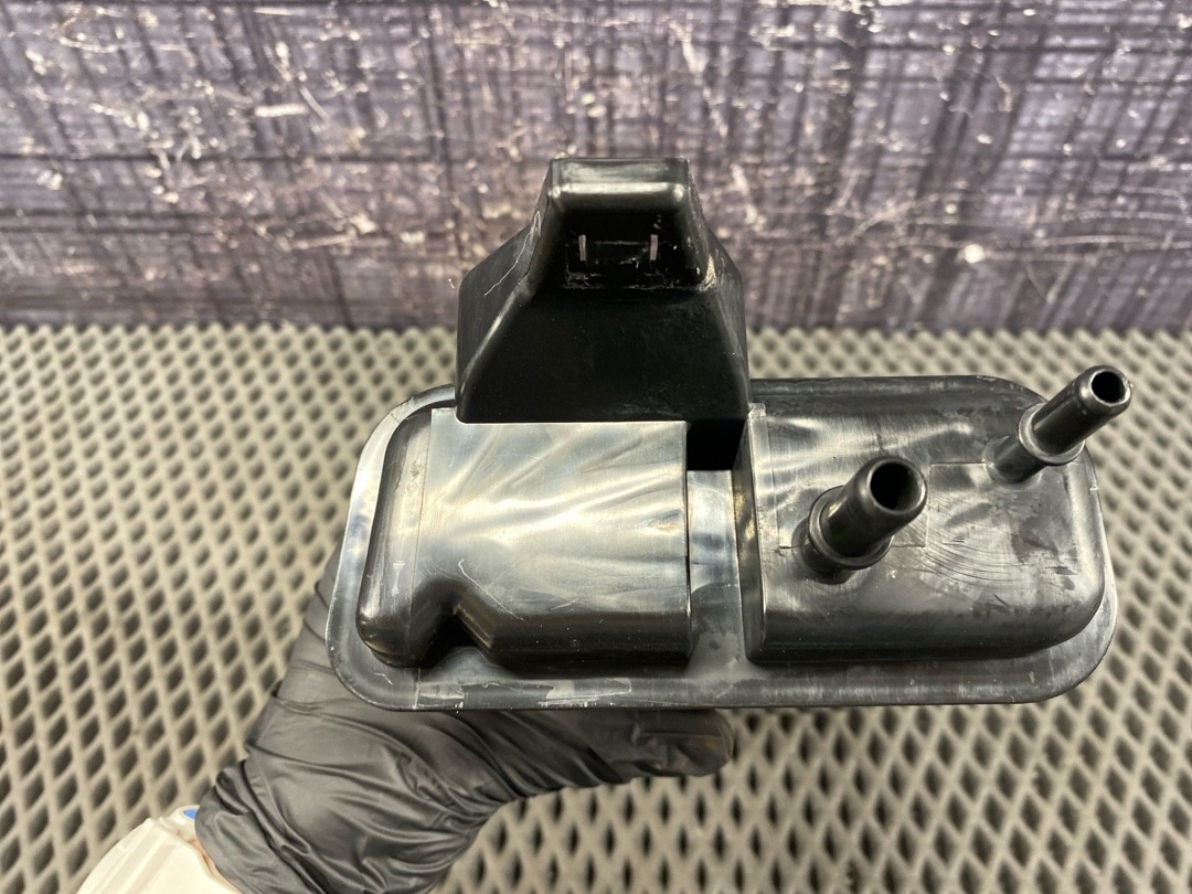 Адсорбер (фильтр паров топлива), 1470 рублей, Красноярск