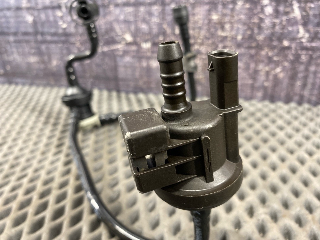 Клапан вентиляции топливного бака, 3730 рублей, Красноярск