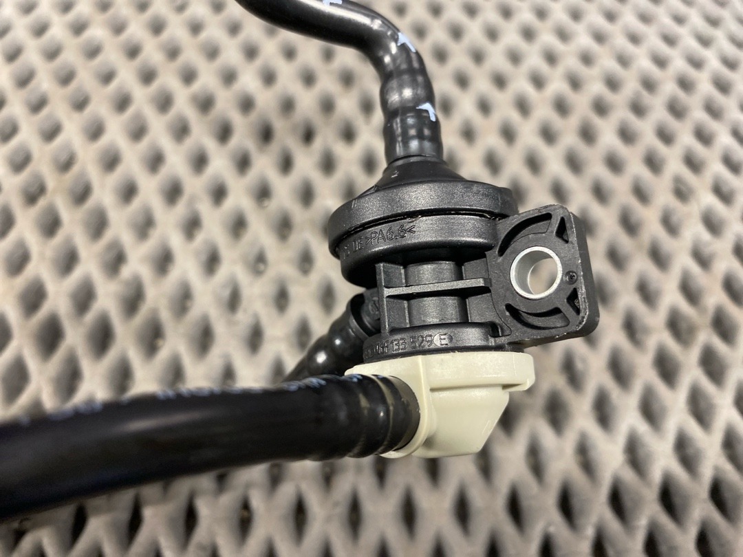 Клапан вентиляции топливного бака, 3730 рублей, Красноярск