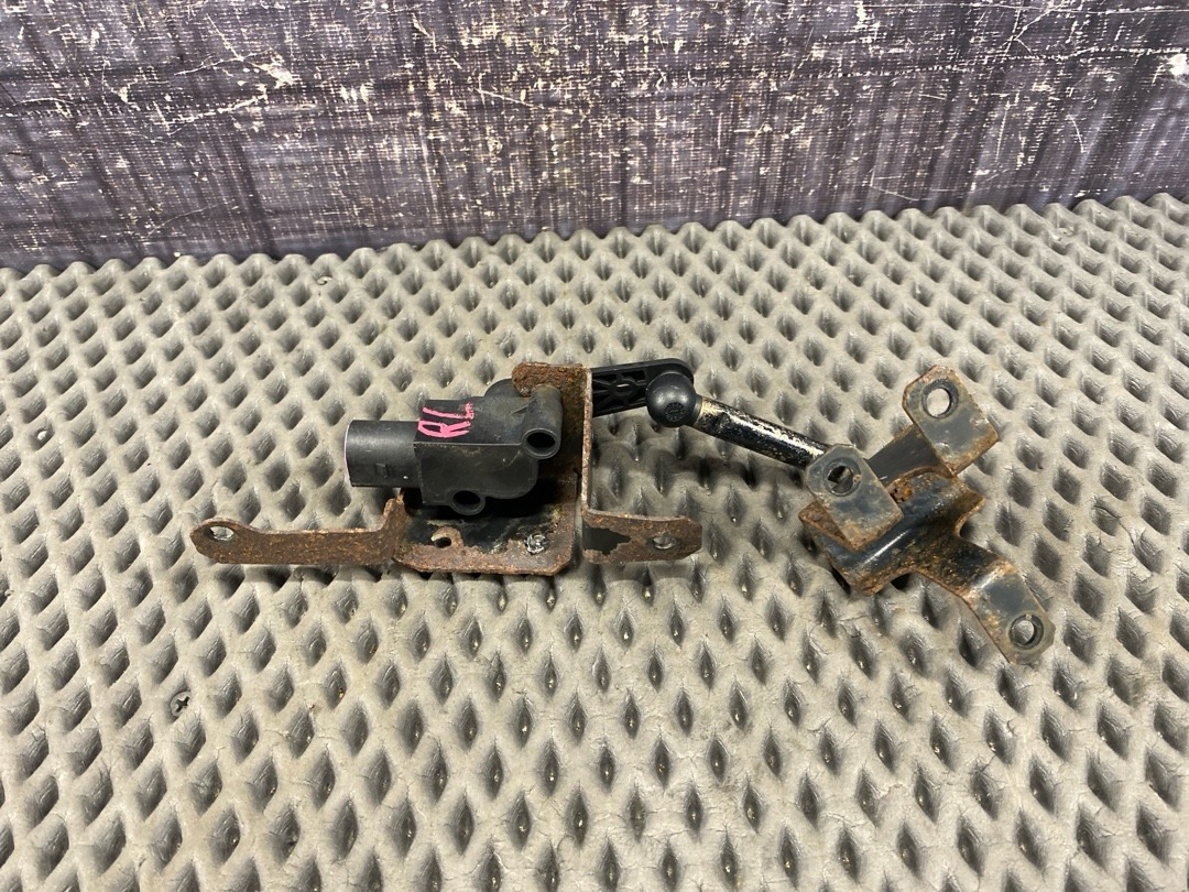 Датчик уровня подвески, 3070 рублей, Красноярск