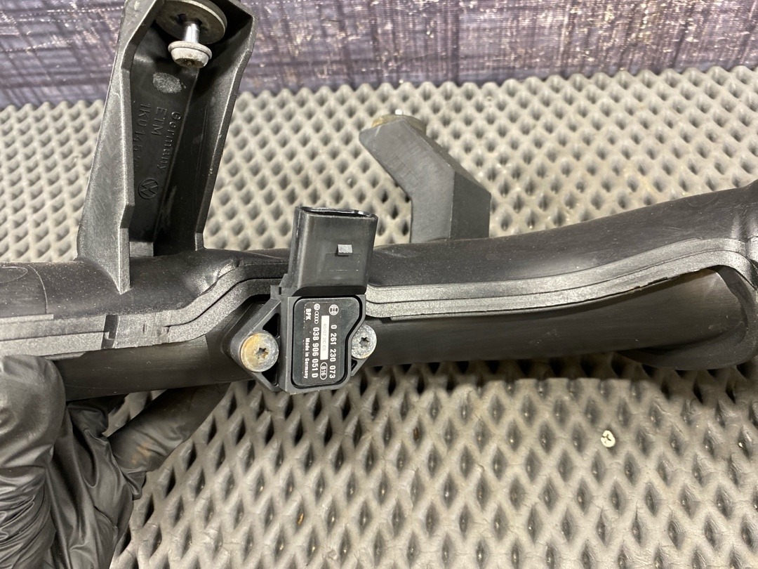 Патрубок интеркуллера, 3680 рублей, Красноярск