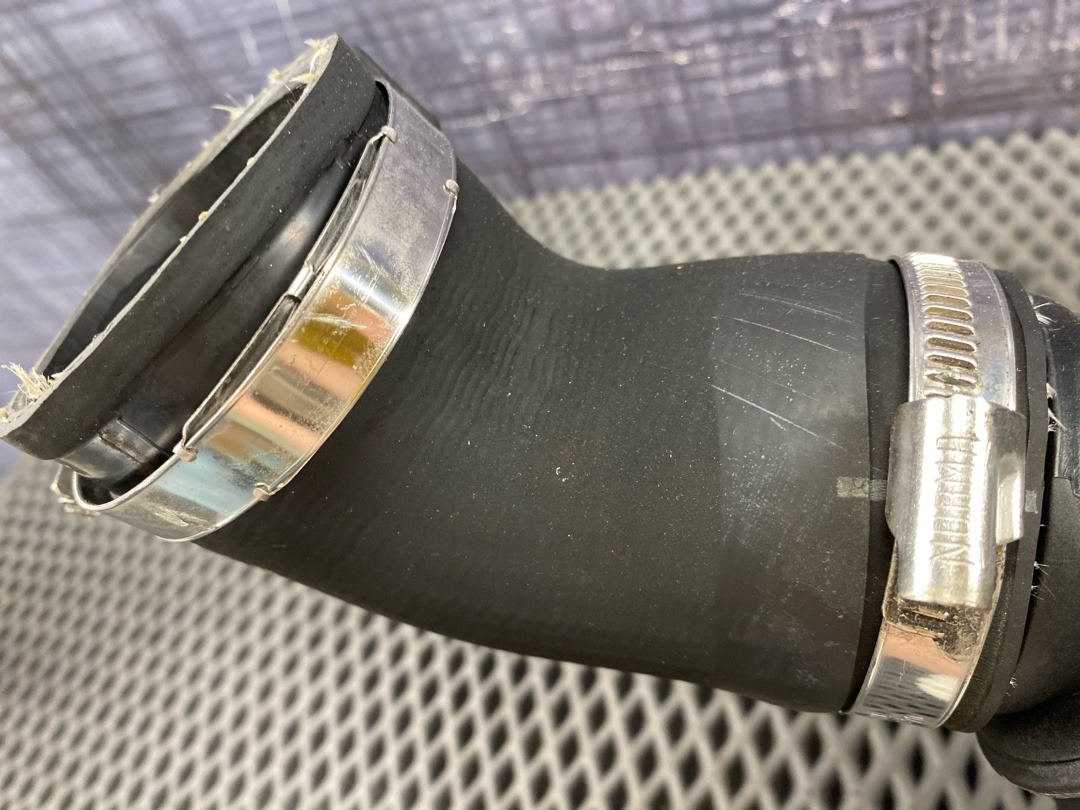 Патрубок интеркуллера, 3680 рублей, Красноярск