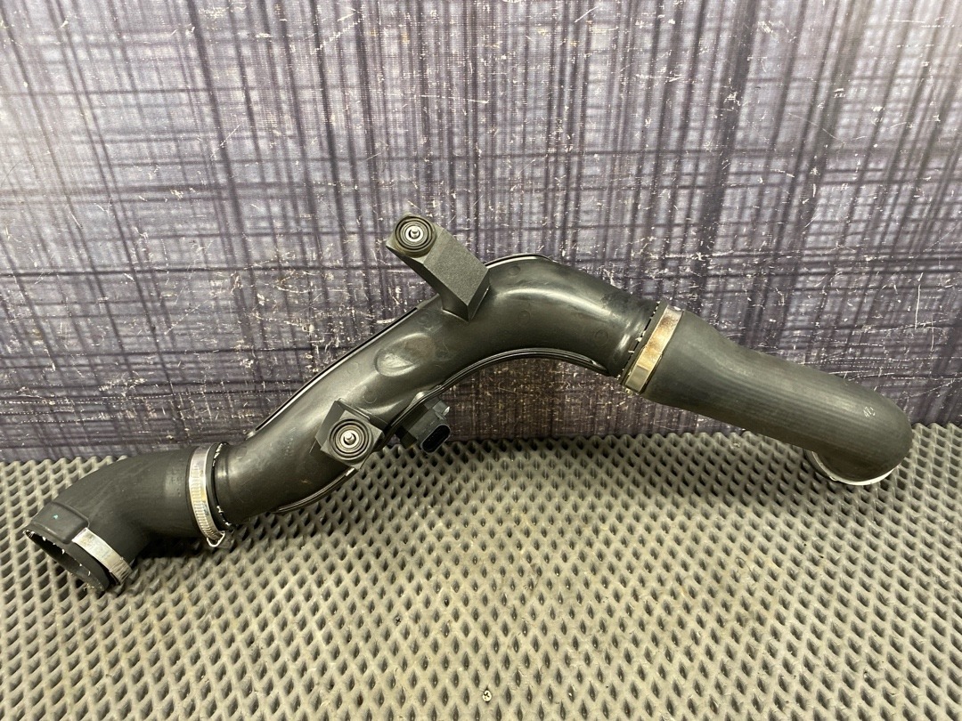 Патрубок интеркуллера, 3680 рублей, Красноярск