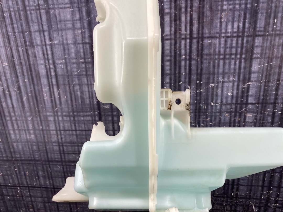 Бачок омывателя, 3370 рублей, Красноярск