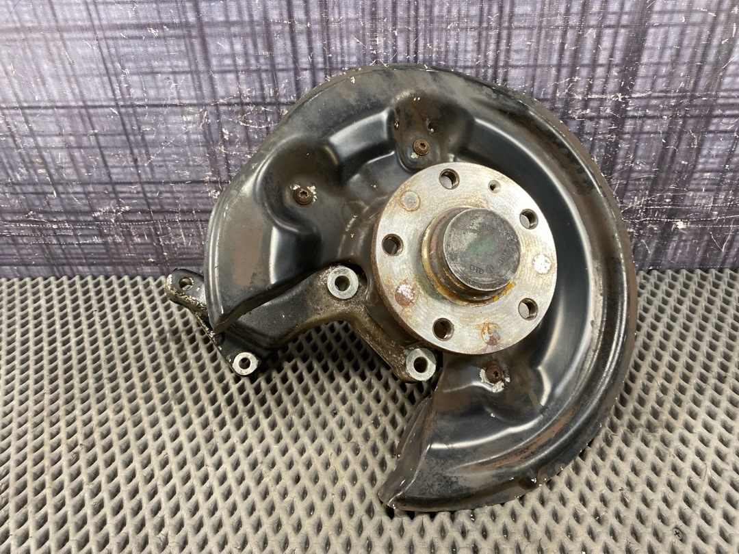 Поворотный кулак, 3430 рублей, Красноярск