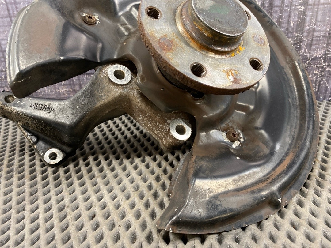 Поворотный кулак, 3430 рублей, Красноярск