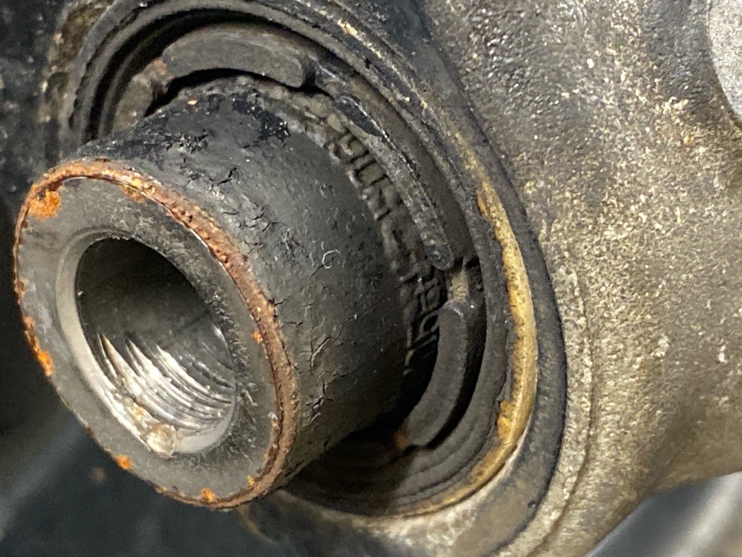 Поворотный кулак, 3430 рублей, Красноярск