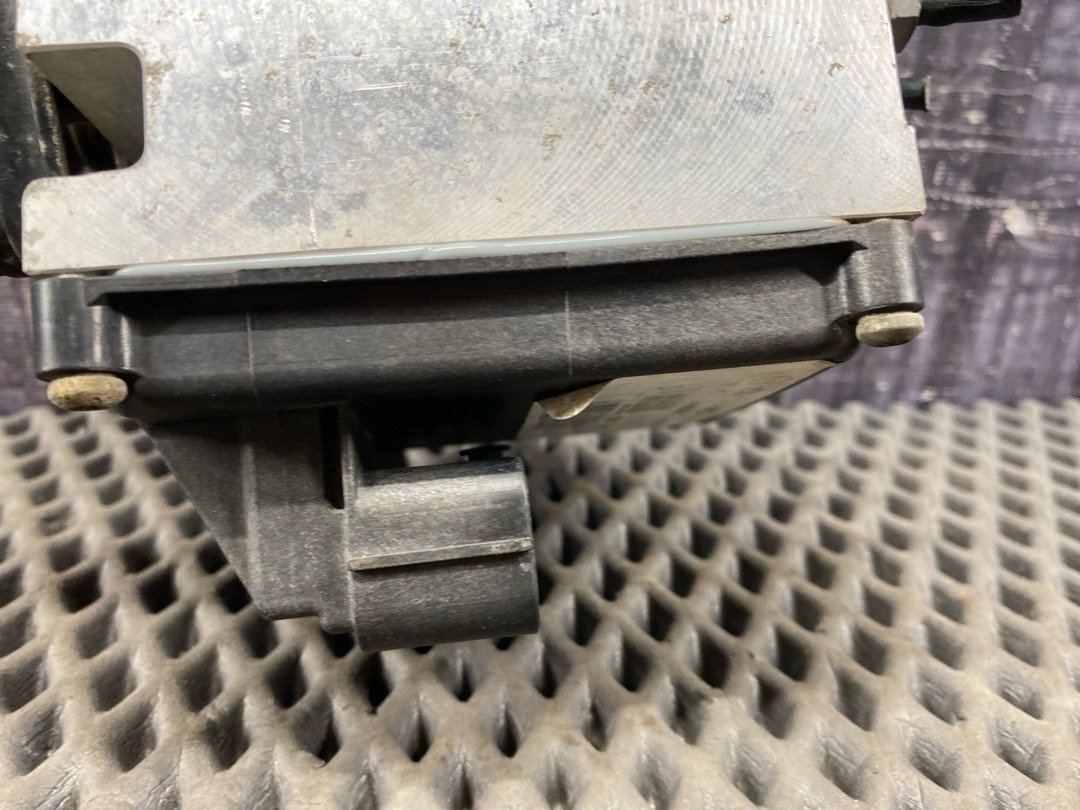 Блок ABS, 8120 рублей, Красноярск