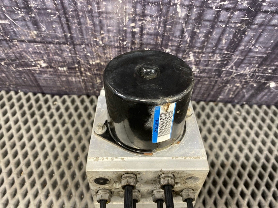 Блок ABS, 8120 рублей, Красноярск