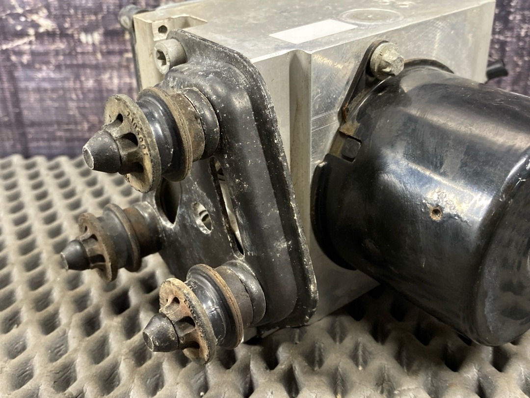 Блок ABS, 8120 рублей, Красноярск