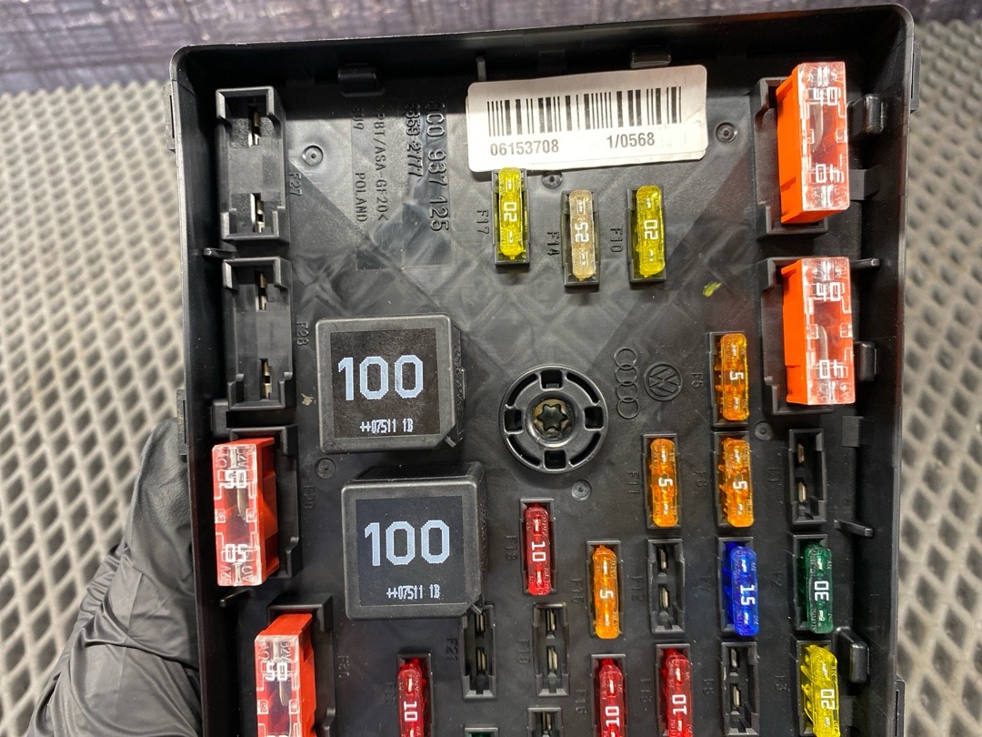 Блок предохранителей, 2380 рублей, Красноярск