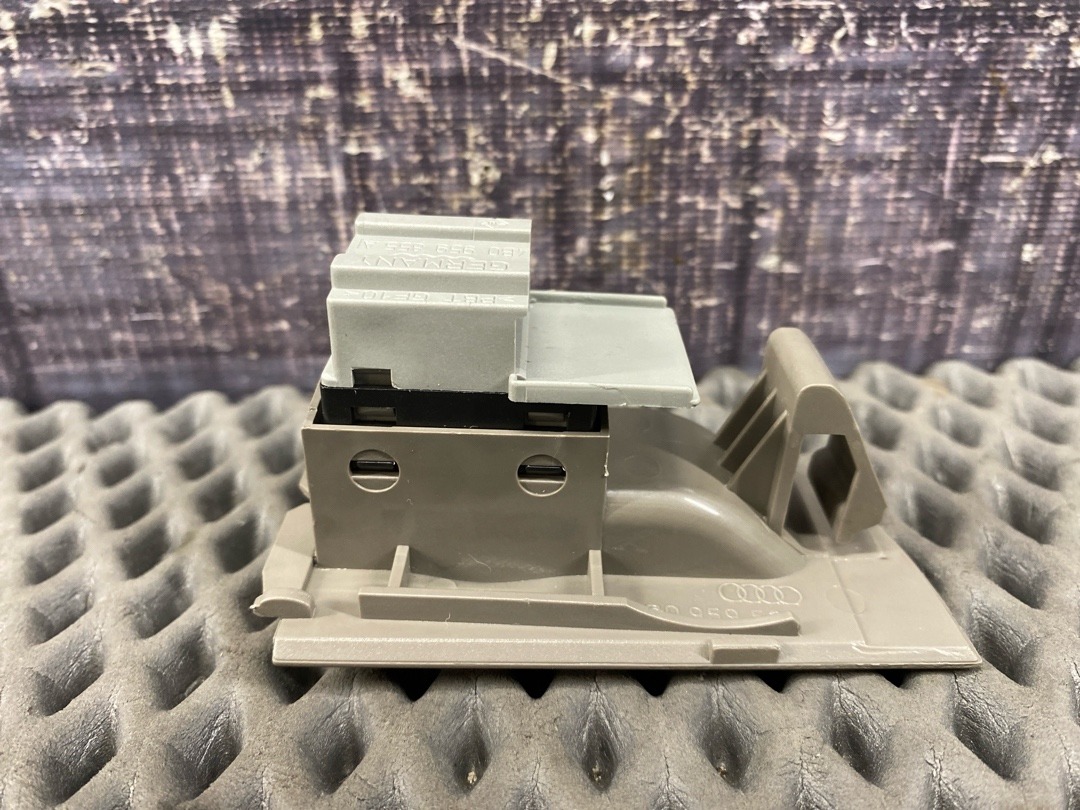 Кнопка стеклоподъемника, 580 рублей, Красноярск