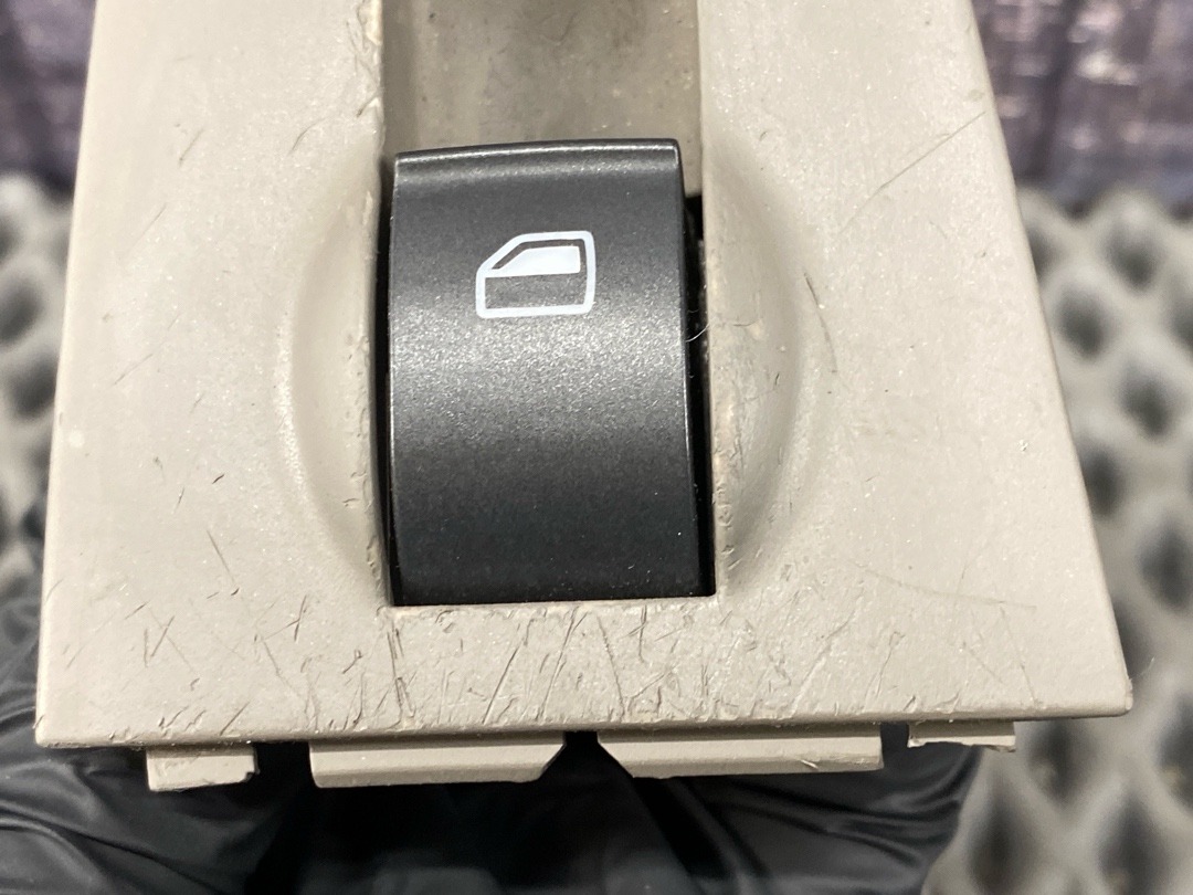 Кнопка стеклоподъемника, 580 рублей, Красноярск