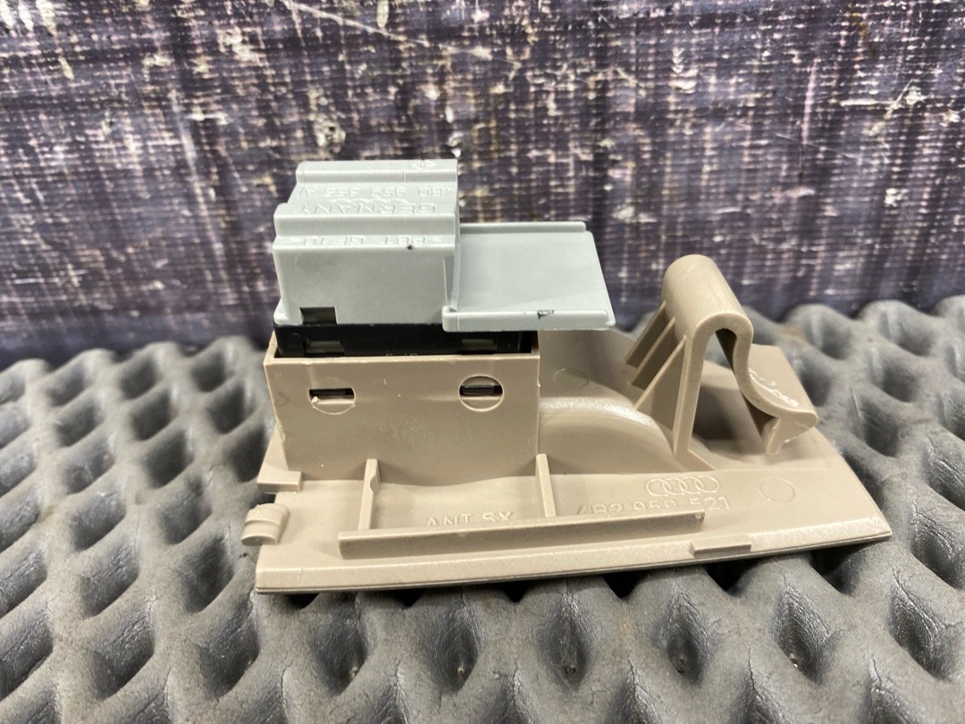 Кнопка стеклоподъемника, 580 рублей, Красноярск