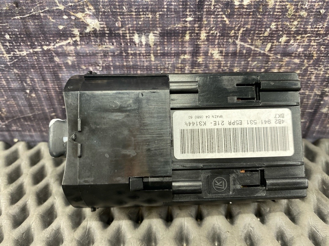 Переключатель света, 2070 рублей, Красноярск