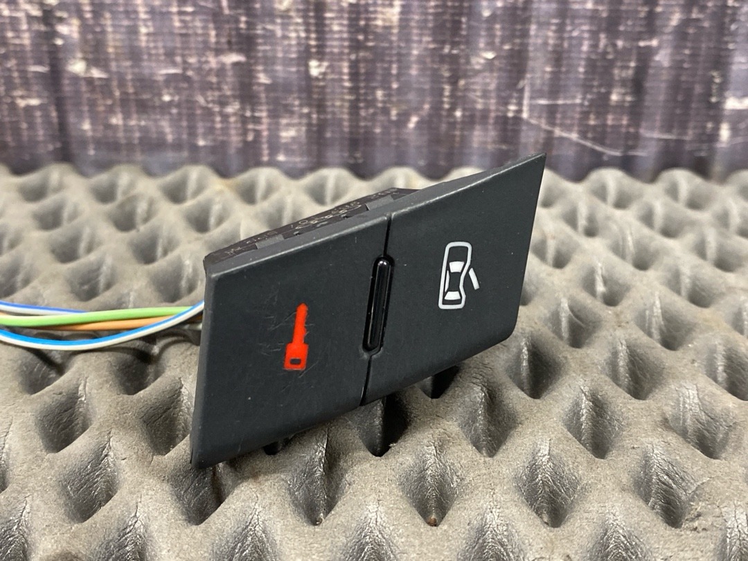 Кнопка центрального замка, 710 рублей, Красноярск