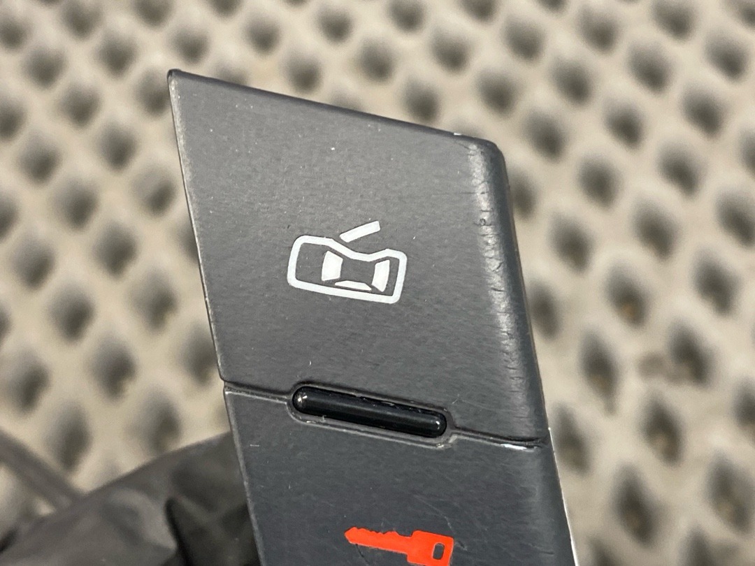 Кнопка центрального замка, 710 рублей, Красноярск