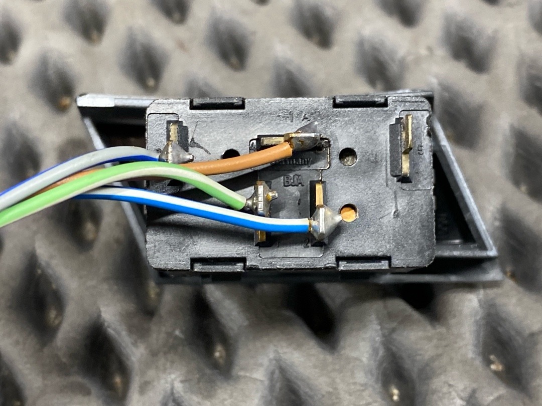 Кнопка центрального замка, 710 рублей, Красноярск