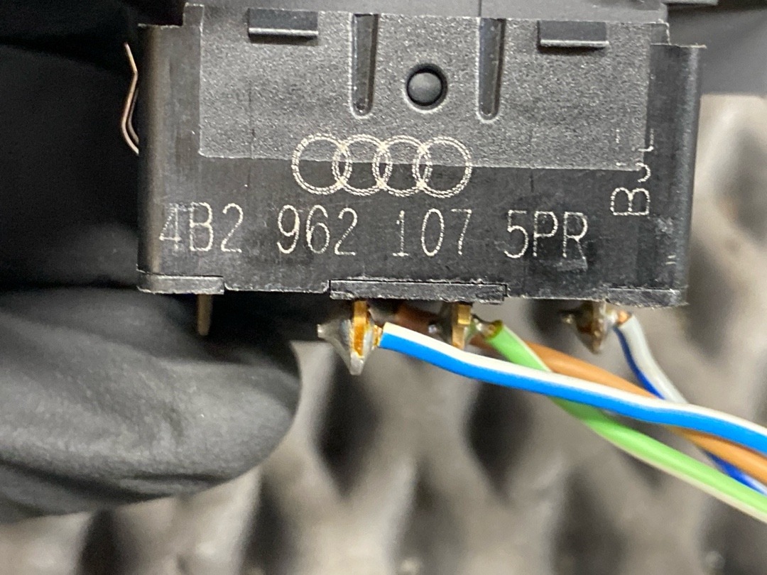 Кнопка центрального замка, 710 рублей, Красноярск