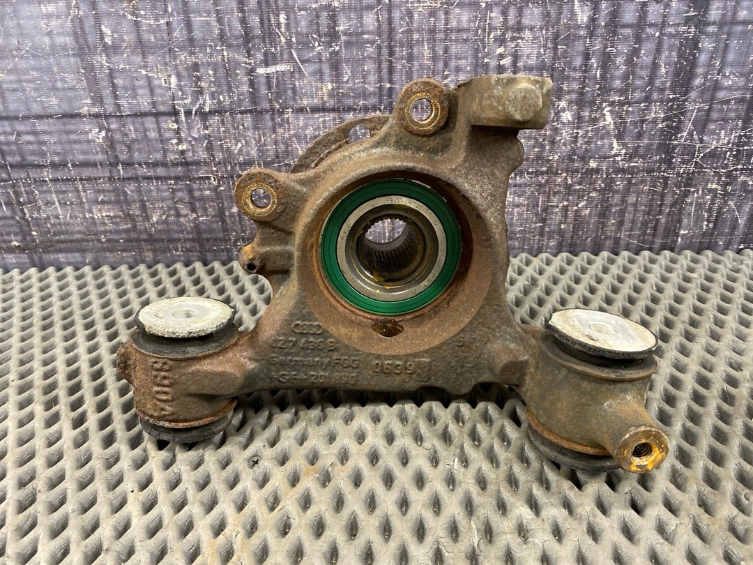 Поворотный кулак, 4330 рублей, Красноярск