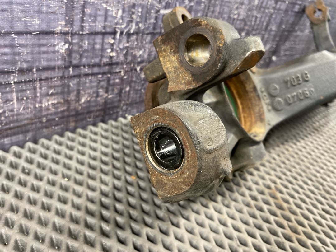 Поворотный кулак, 6260 рублей, Красноярск