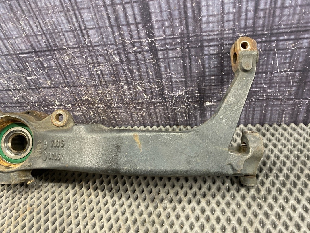 Поворотный кулак, 6260 рублей, Красноярск