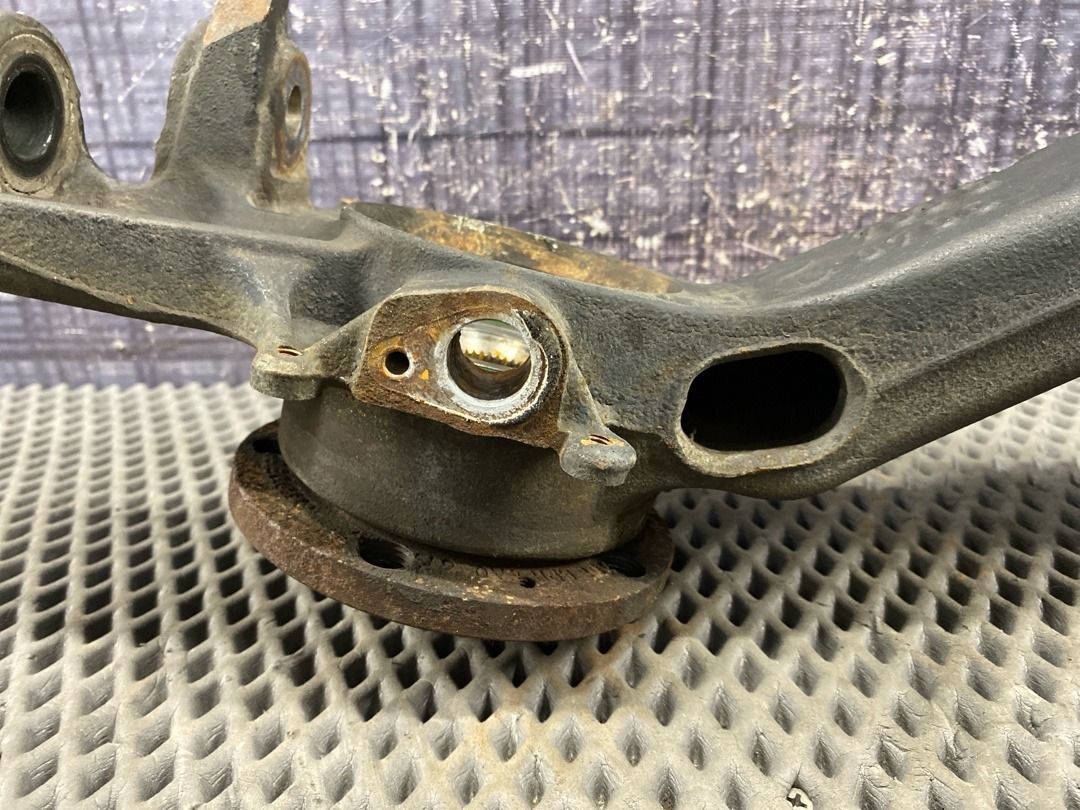 Поворотный кулак, 6260 рублей, Красноярск