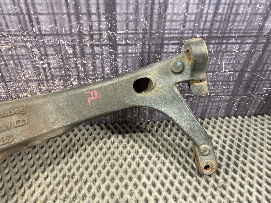 Поворотный кулак, 6260 рублей, Красноярск