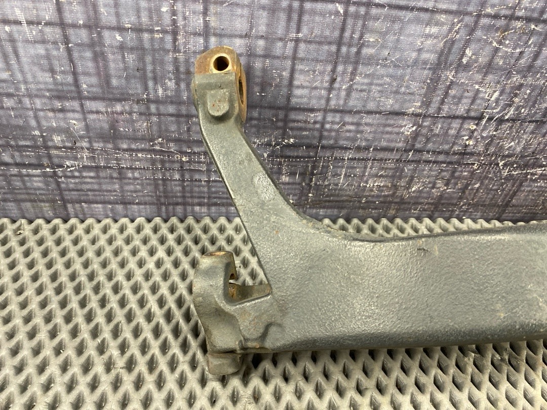 Поворотный кулак, 6260 рублей, Красноярск