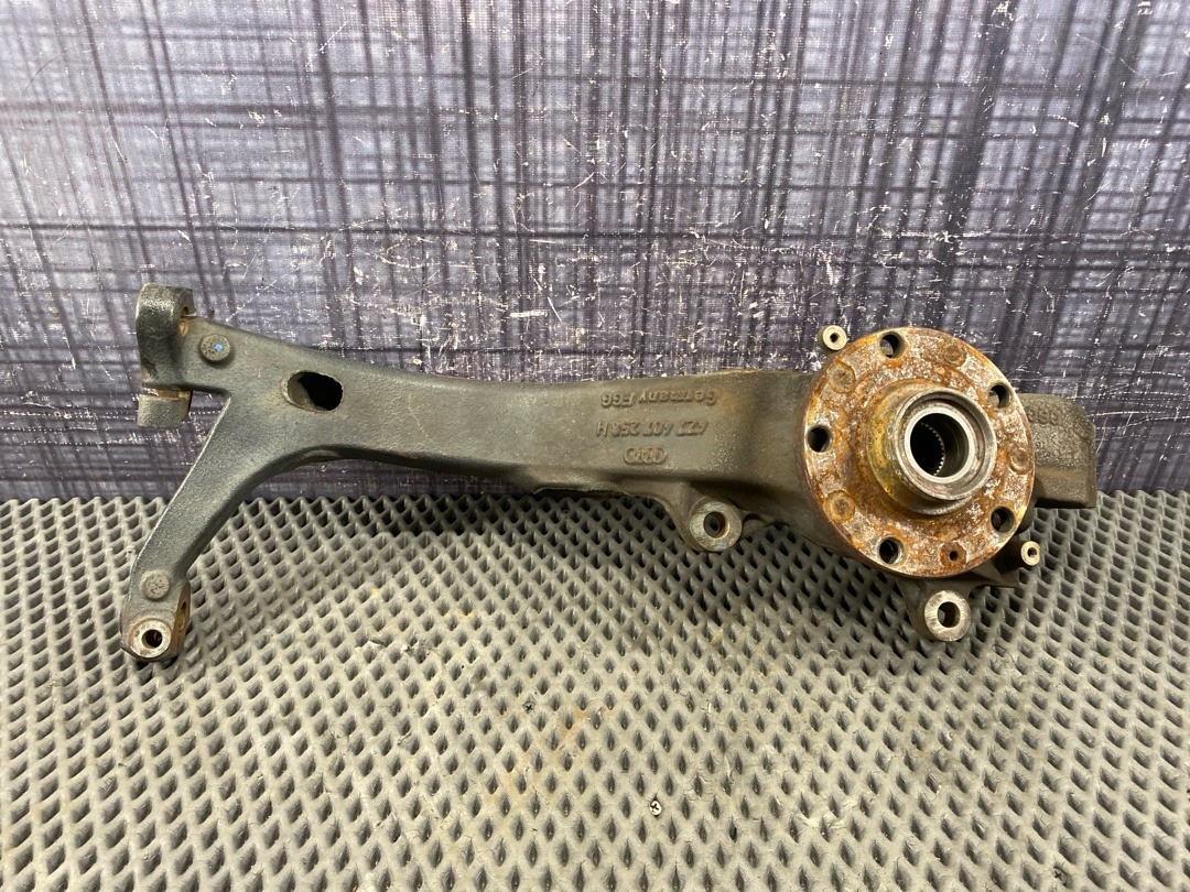 Поворотный кулак, 6260 рублей, Красноярск