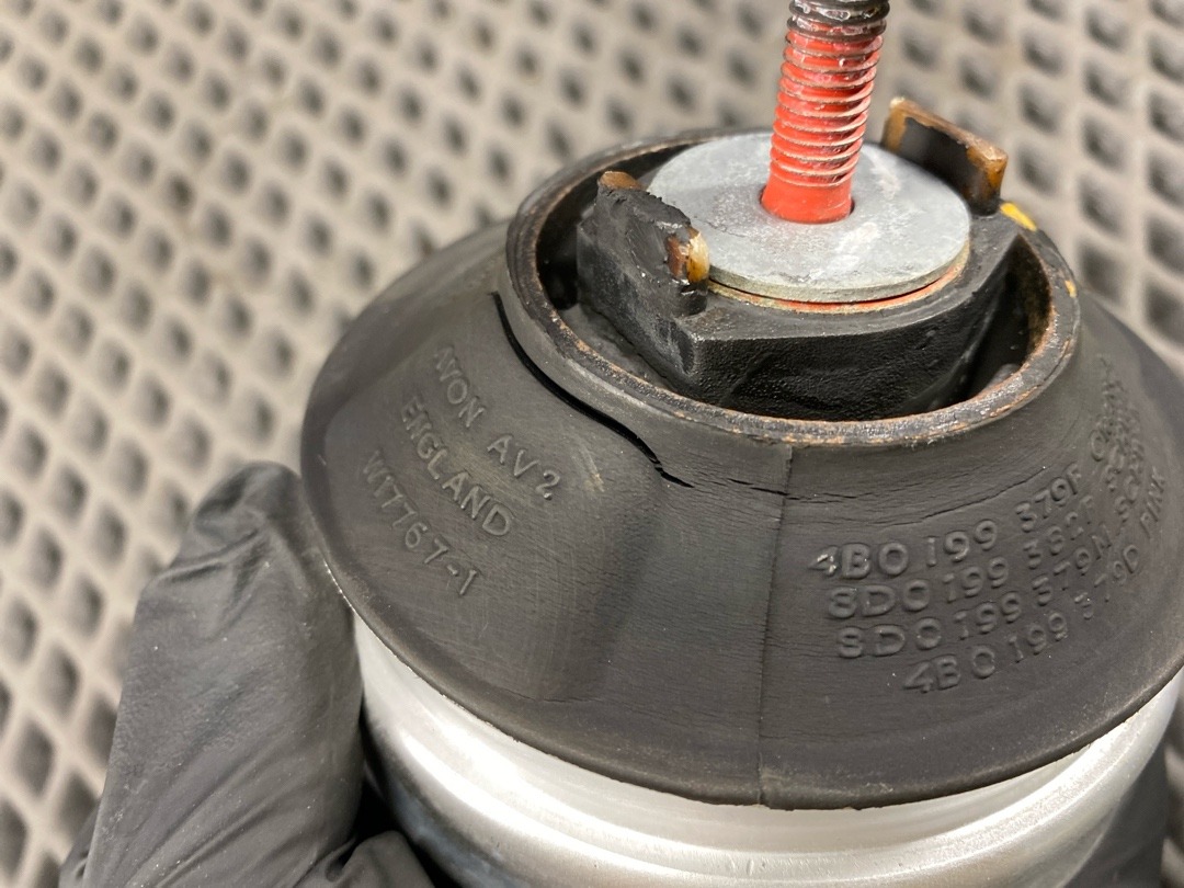 Подушка двигателя, 5220 рублей, Красноярск