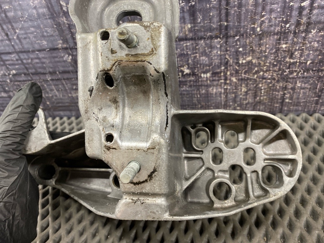 Кронштейн двигателя, 1430 рублей, Красноярск